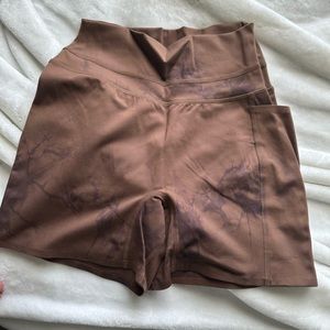 Alphalete Tye Dye shorts - 4 inch